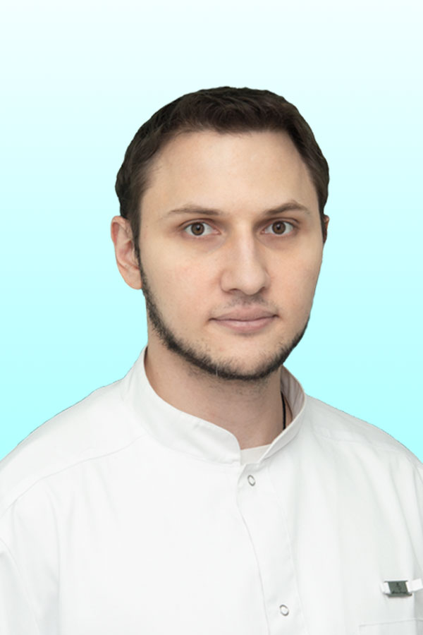 Головенко<br /> Николай<br /> Олегович